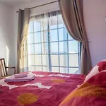 Dias Felices - Heated Pool Villa *