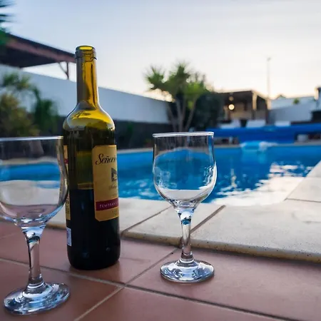 فيلة Dias Felices - Heated Pool بلايا بلانكا